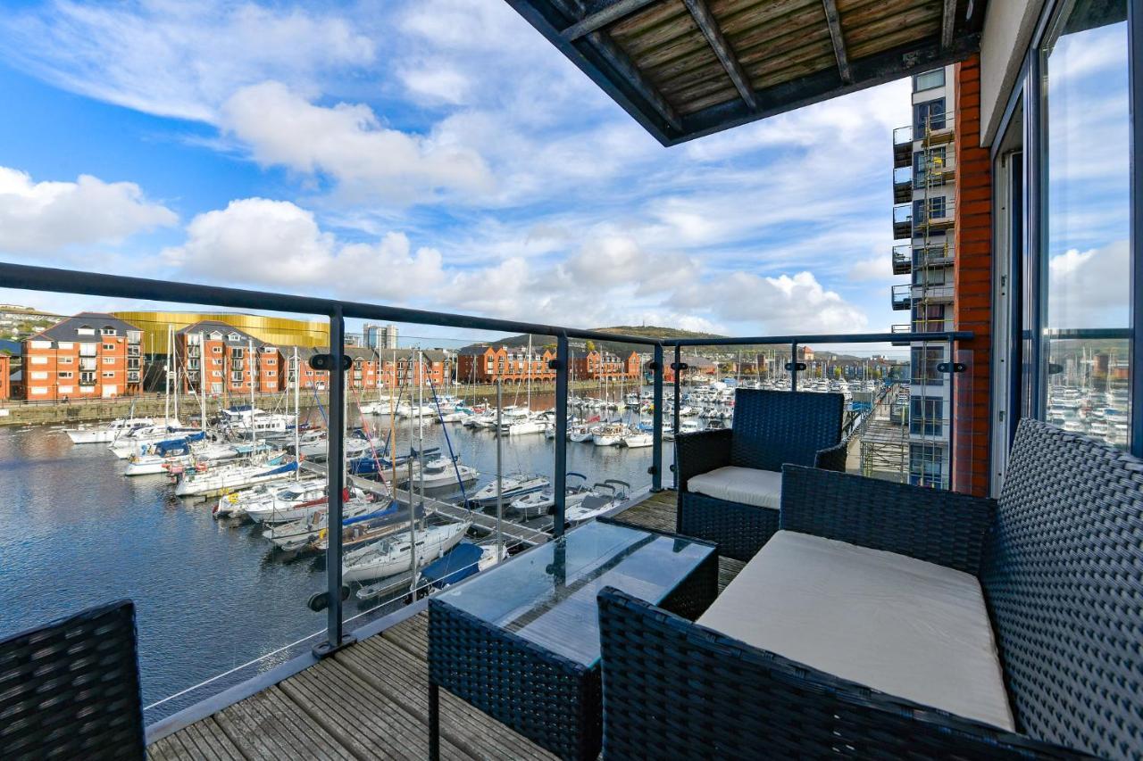 Just Wales - Meridian Wharf, Marina View - 2 Bed